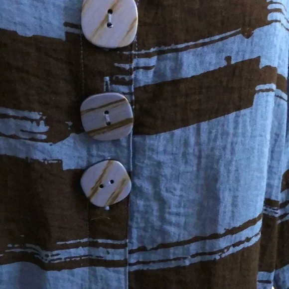 Habitat blue/black tunic top with three large decorative buttons. - Picture 2 of 9